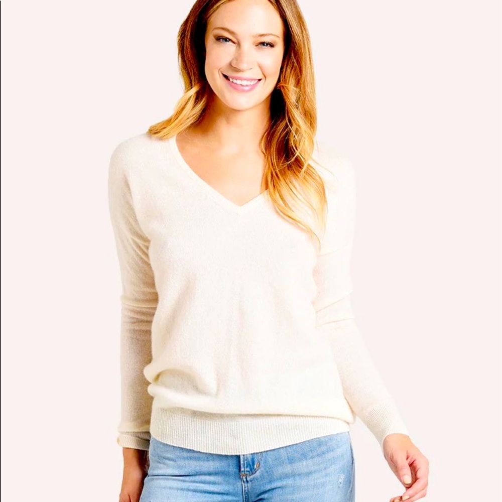 White & Warren Cream Cashmere V-Neck Sweater!